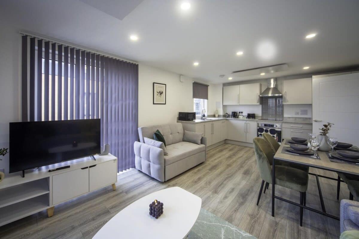 Modern And Bright 2 Bed Apartment In Ashford Ashford  Zewnętrze zdjęcie